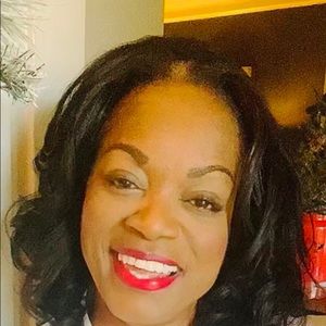 Meet your Posher, Brenda